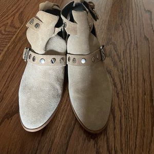 Like New Rebecca Minkoff Tan suede ankle boot with buckle size 8